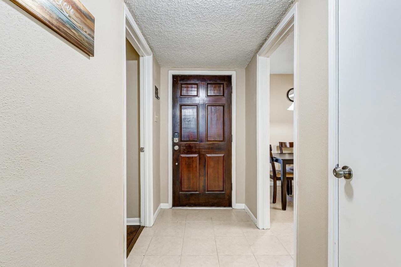 יוסטון Cheerful 3-Bedroom Home With Indoor Fireplace מראה חיצוני תמונה